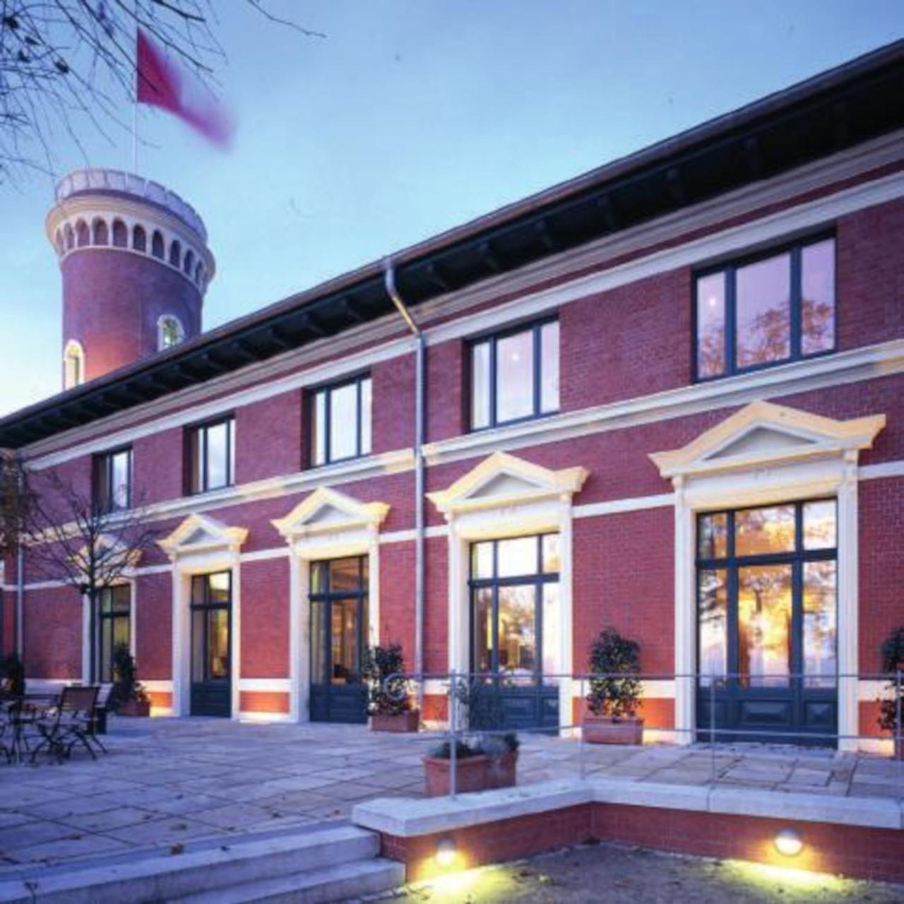 Remise Am Suellberg - Das Kleine Hotel Am Suellberg Гамбург Экстерьер фото